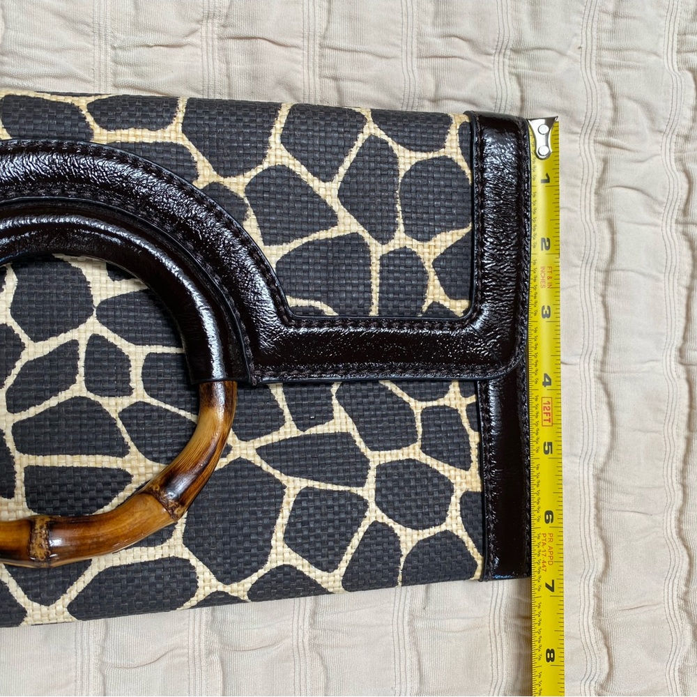 Banana Republic giraffe print clutch - Picture 6 of 6